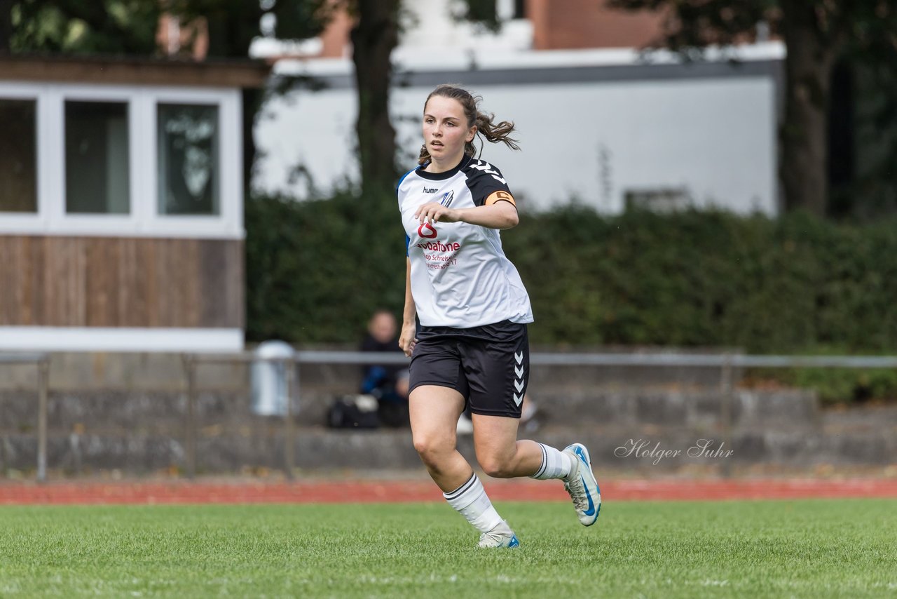 Bild 118 - wBJ VfL Pinneberg - Germania Schnelsen : Ergebnis: 15:1